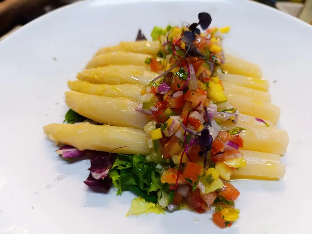 Gastronomía Alcuzcuz espárragos